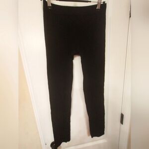 Classic Black  Ribbed Texture Leggings